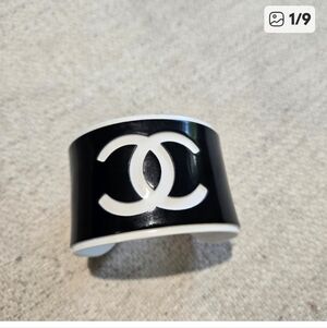 CHANEL Monochrome Logo Cuff Authentic. Runway Chanel